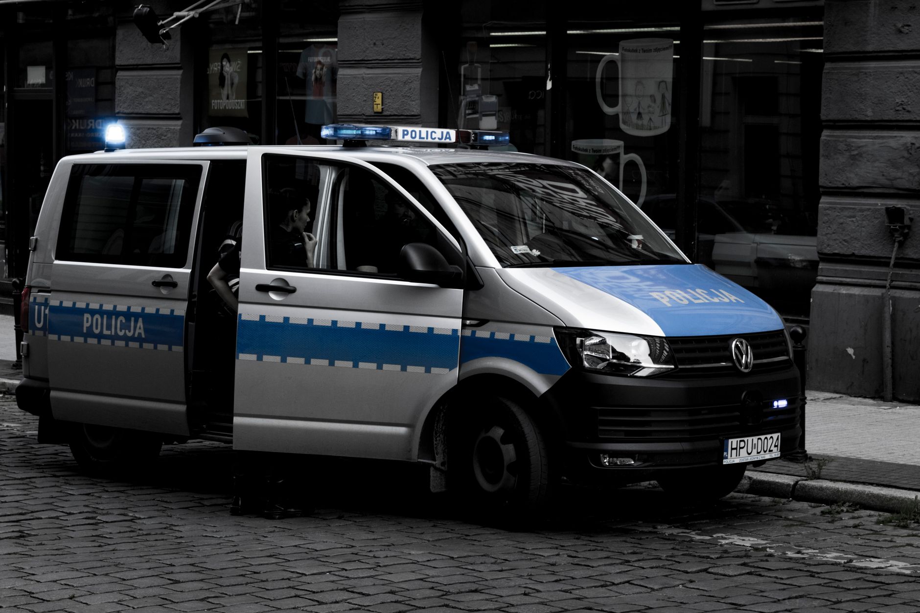 The Social Media Speed Trap: How UK Police Are Using TikTok and Instagram to Catch Modified Car Drivers